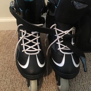 Blade runner roller blades size 9